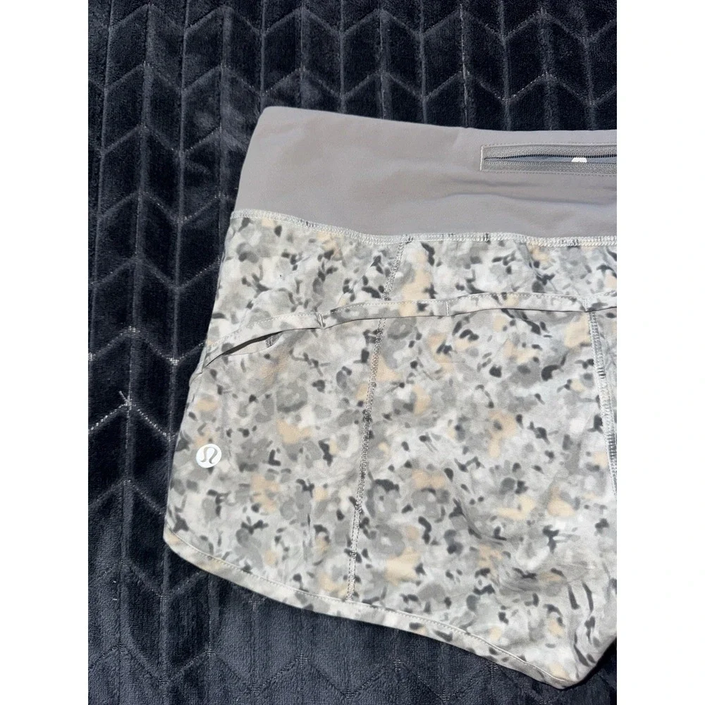 LULULEMON Women's Speed Up Running Shorts UnLined Gray Multicolor‎ Size 6